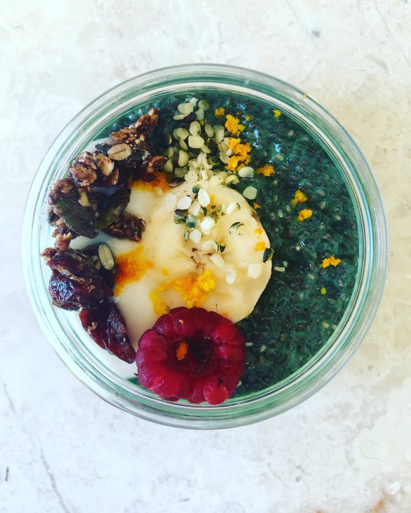 chia pudding spiruline